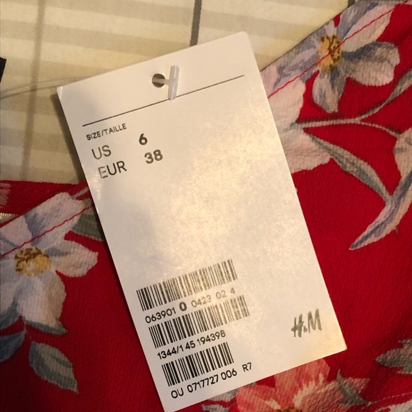 Red maxi dress - Picture 3 of 3